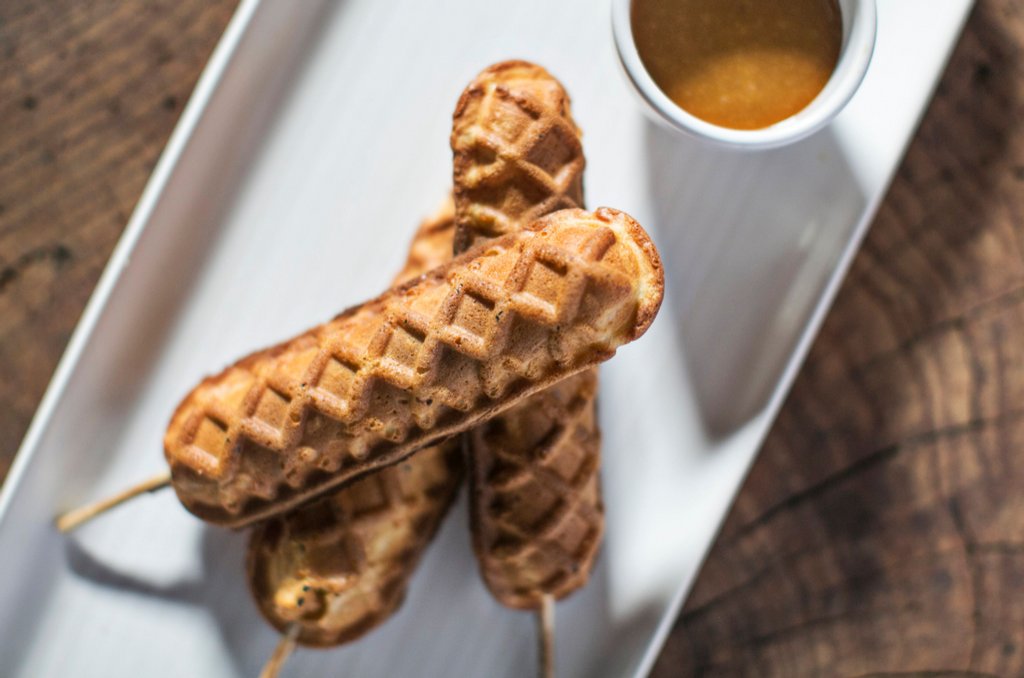 ThePaintedPin's tweet image. If you haven't had our Waffle Dogs in a minute... 👉 today's the day! Doors open at 5. Come get you some! 🙌 #comeplay