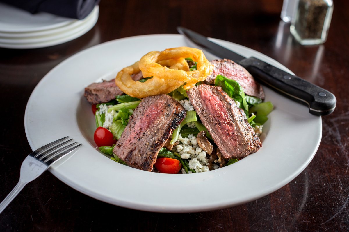 NewLineTavern's tweet photo. We are OPEN for Lunch at 11am Monday-Friday!  Come enjoy a great Lunch close to the office!  For table reservations, visit us on Tock!  https://t.co/Vod0VjRcRy https://t.co/sauUZXwLiC