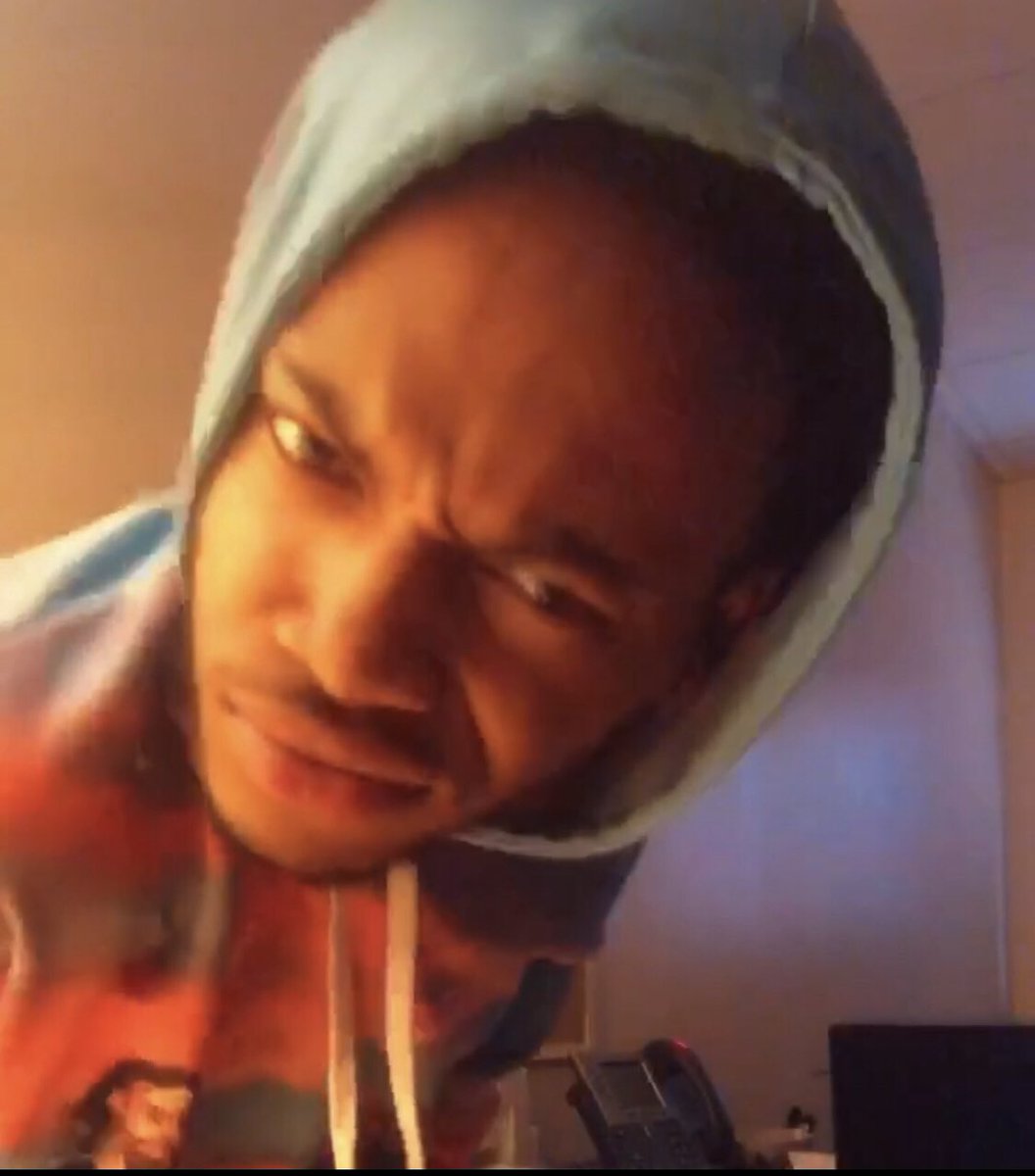 Y’all really ain’t tired of being Scammed and hacked ?🥴
I ain’t never that down bad tryna flip  $500 to $2000 from an account with android quality profile pictures 🤨