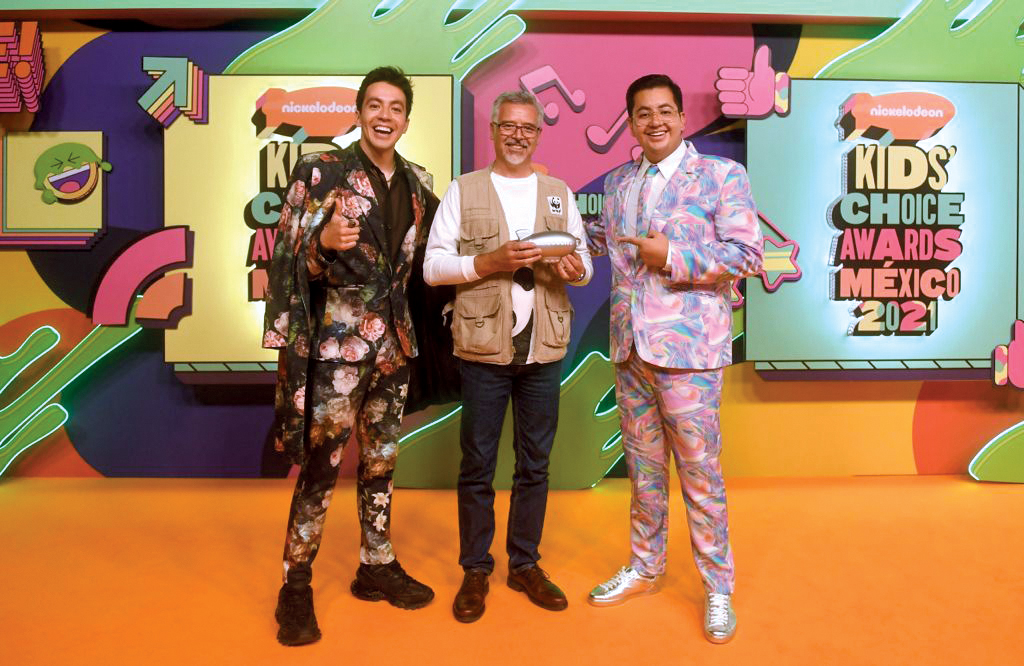 Nickelodeon otorgó a WWF-México el Kids’ Choice Award, en la categoría Prosocial, por el trabajo de difusión de la ciencia y educación ambiental de WWF en el mundo y, particularmente, con los jóvenes mexicanos. Lee más ➡️ bit.ly/3BWGNpt