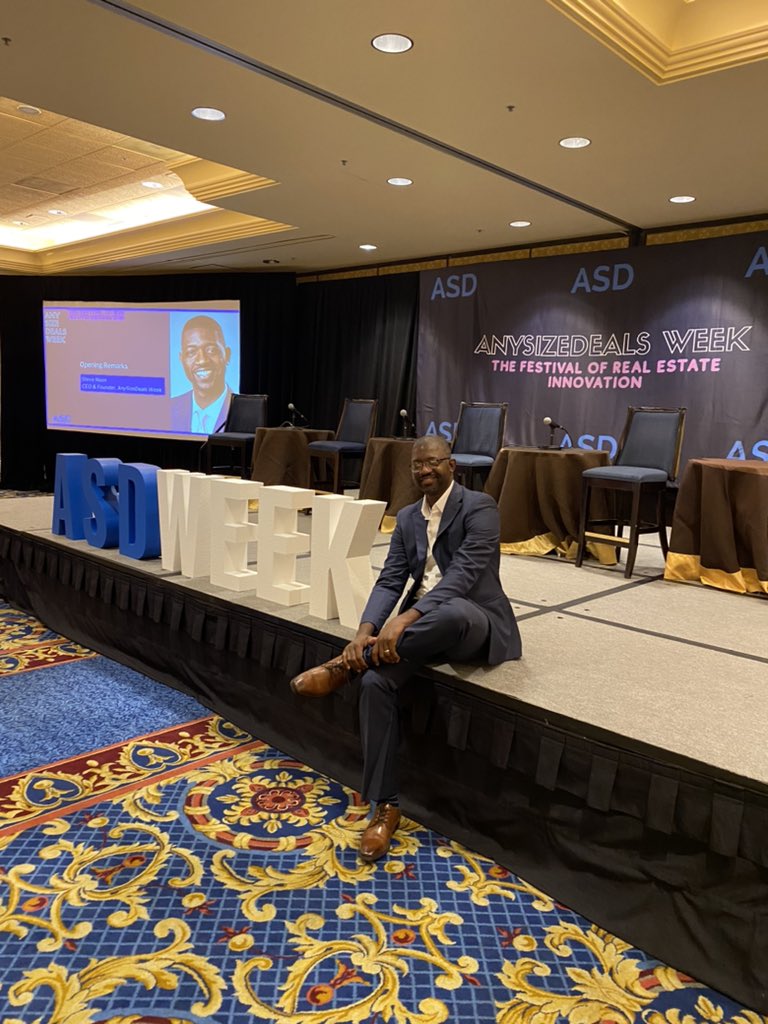 Day 2 of AnySizeDeals Week is about to kick-off! 

Who’s ready! I’m ready! 

#vegasbaby! #AnySizeDealsWeek #thefestivalofrealestateinnovation #proptech #futureofwork