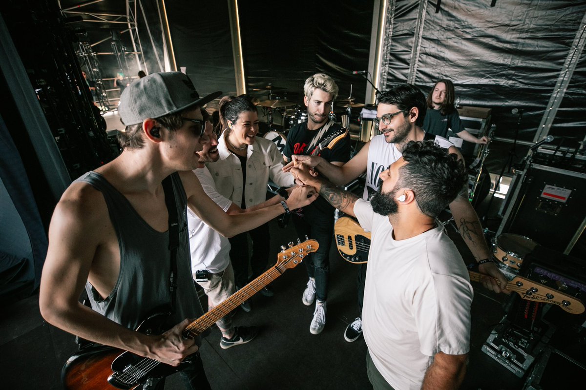 more photo evidence that gigs happened last weekend 📸: <a href="/joebradyphoto/">Joe Brady</a>