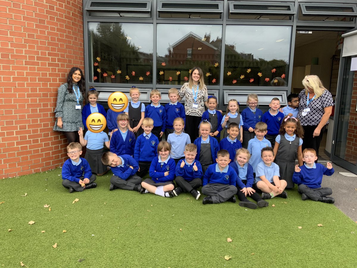 Welcome to 2R! The children are working incredibly hard and we look forward to the year ahead. 🌟