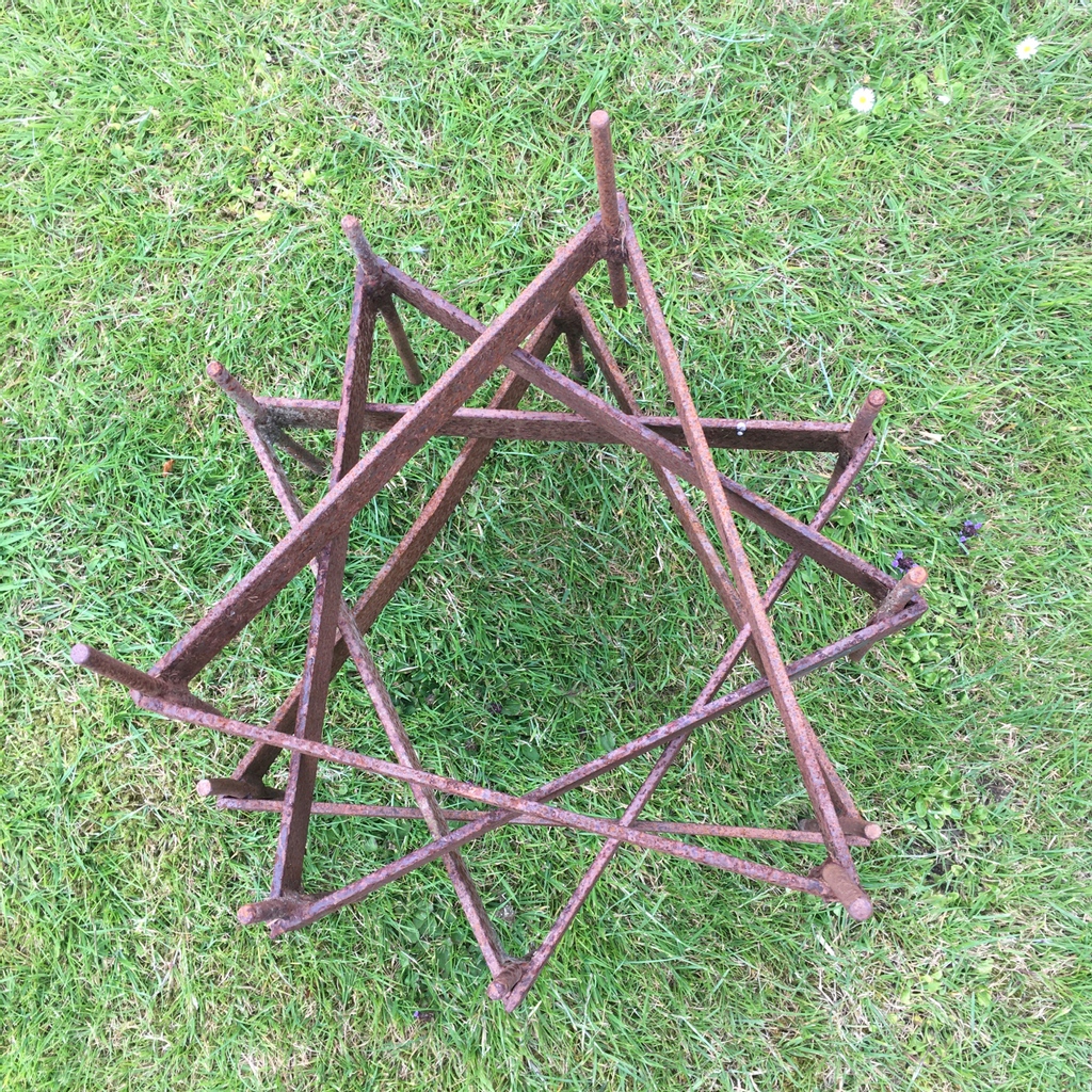 Herding_Fish's tweet image. The multiple layers and possibilities of creative practice sometimes cloud our ability to take decisive action and more forward.

Coaching can help us see what our priorities are and where we&apos;re tripping ourselves up.

#craftcoach#makerdevelopment
#makersupport #creativitycoach