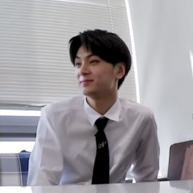 แล้วไม่เหมือนเดือนคณะบริหารตรงไหน