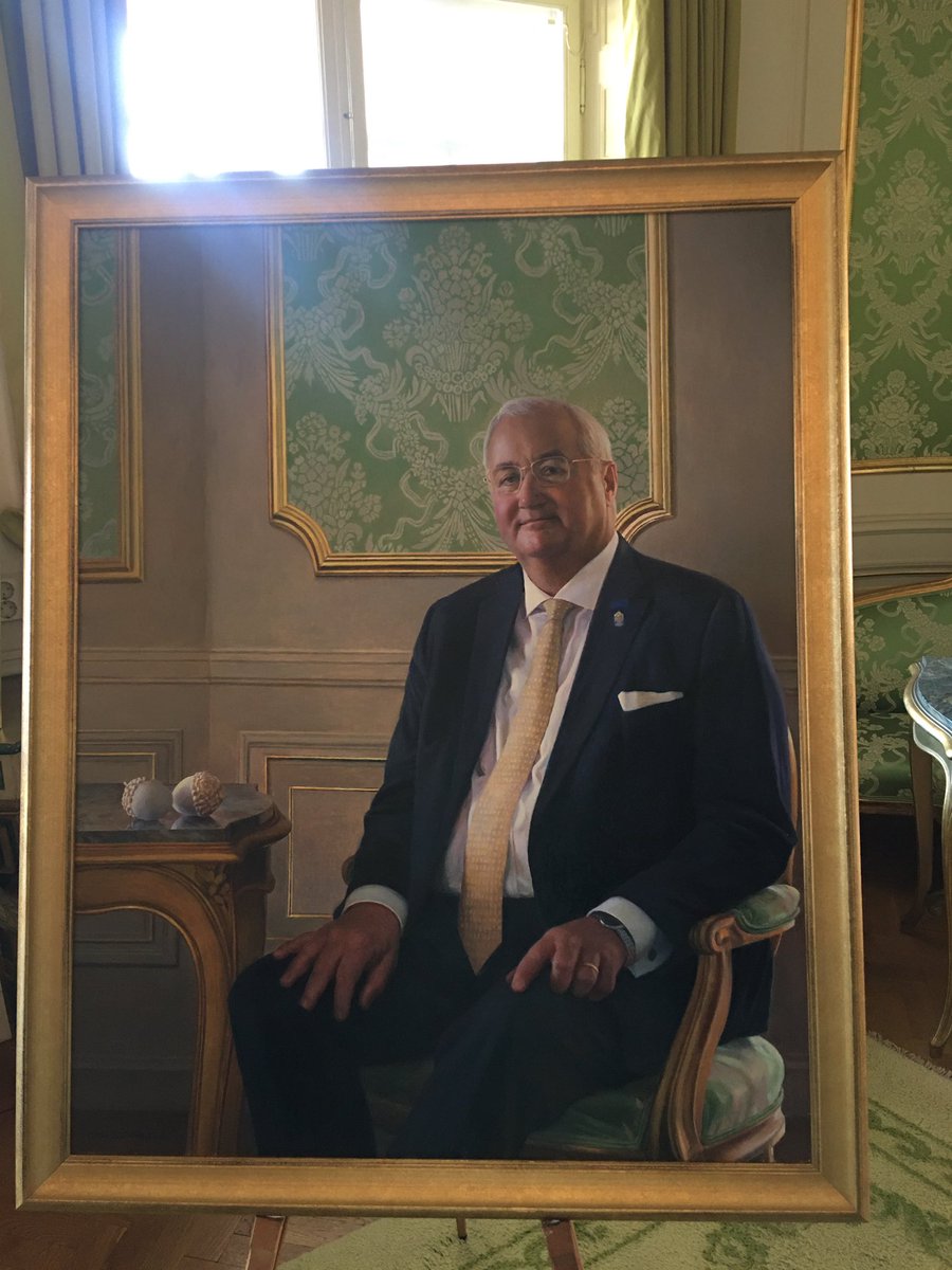 Träff på Residenset @Lst_Blekinge med fd Landshövding <a href="/StenNordin/">Sten Nordin</a> för avtäckning av porträtt - fantastiskt fint 👏🏻👏🏻🥂🥂Så kul att ses IRL igen !