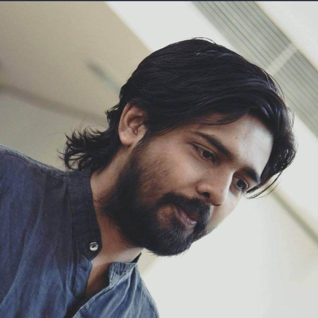 INC_Television's tweet image. Congress leader Sh @RahulGandhi
at the funeral of late Ajitesh.

Sh Gandhi said &quot;Condolences to the family of #Ajitesh who passed away today. 

Last respects to this believer of the idea of India.&quot;