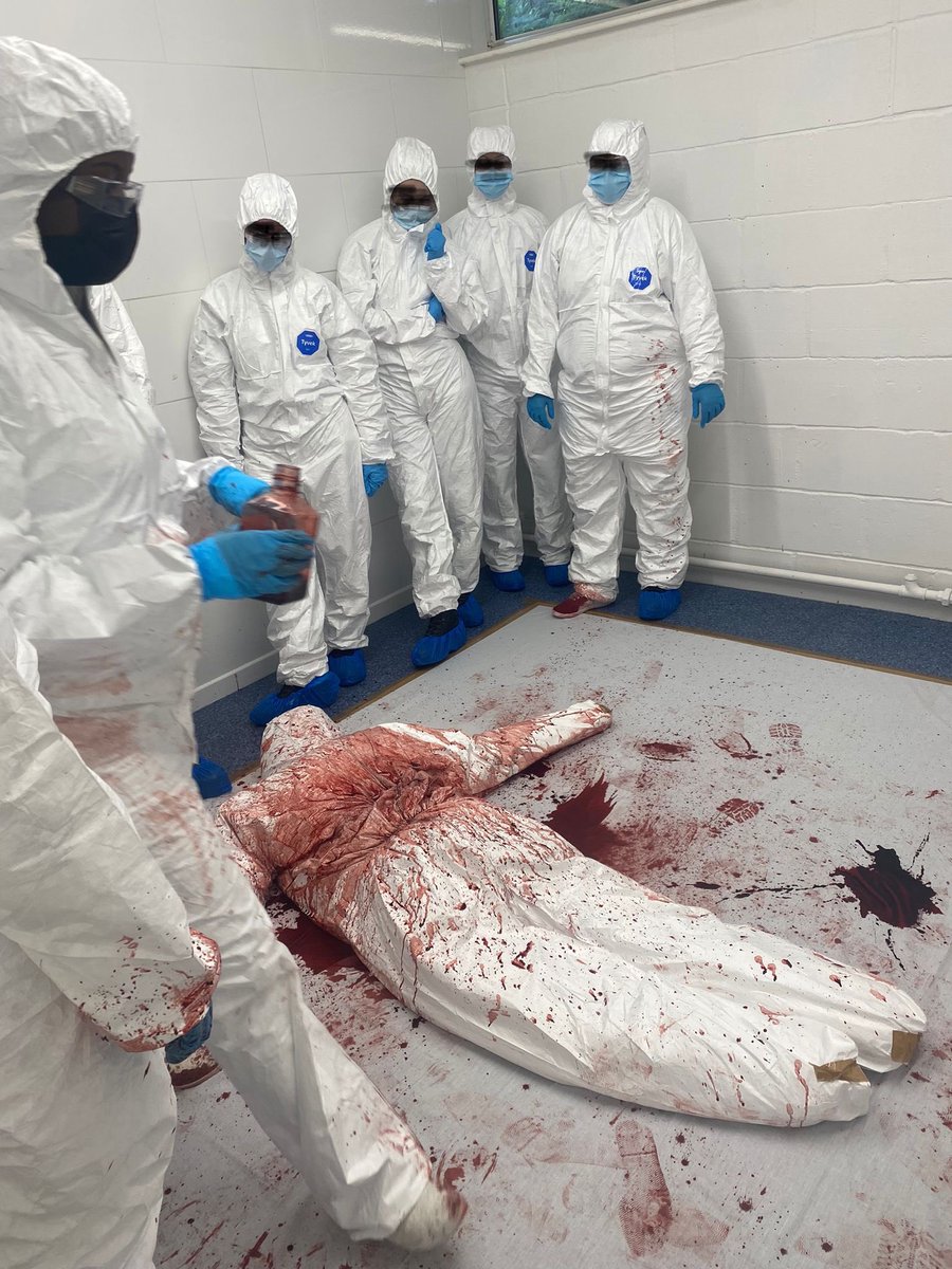 MaryMakinde_'s tweet image. Another great day delivering blood pattern analysis training with @kentpolice_CSI team at @CanterburyCCUni . #bpa #bloodpatternanalysis #forensics #crimesceneinvestigation #cccu #spattered