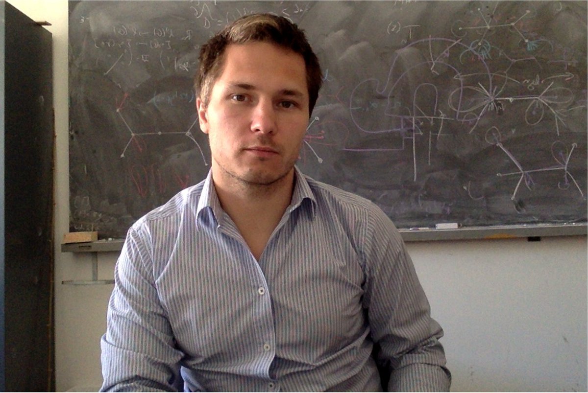 Congratulations to @unifr Professor Ioan Manolescu for receiving the prestigious Rollo Davidson Prize @UniCambridge for his outstanding work on probability! Read more about it here: unifr.ch/research/en/to…

#unifrresearch #Mathematics #unifr #research