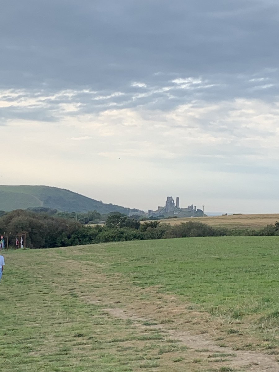 ManorHseSchool's tweet photo. Fun at the glamp site with Y7&amp;8 in Swanage #unforgetableexperiences https://t.co/Dvcs8yNZoI