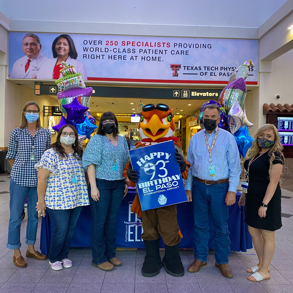 flyelp's tweet photo. Happy Birthday to us! πToday we celebrated our 93rd birthday with our passengers and staff. Red T. Hawk even made an appearance for the festivities. Thank you El Paso for flying with us all these years! #HappyBirthday #FlyELP #IAmElPaso #RedTHawk #AirportTwitter https://t.co/heWYzIwlGe