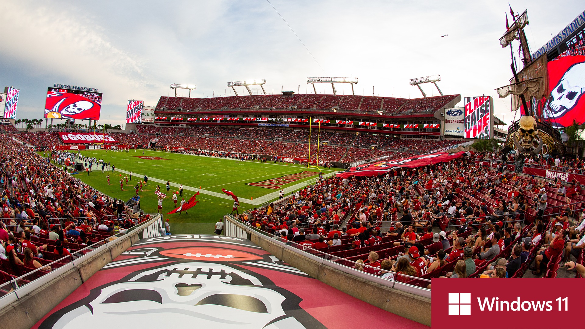 Tampa Bay Buccaneers on X: 'Our friends at @windows felt a few more people  might want to go to the game tomorrow night! Who wants tickets? ⬇️   / X