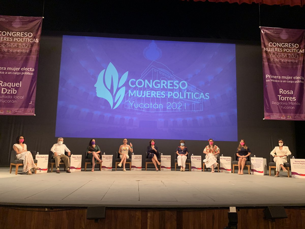 edurneochoa's tweet photo. Comienza el Congreso de mujeres políticas 💜💚 + de 1,600 mujeres reunidas, compartiendo un objetivo común; el reconocimiento de nuestra ciudadanía y los próximos retos a favor de nuestros derechos políticos &amp; electorales. #EllasAlPoder #MujeresPolíticas https://t.co/0u9vbGSeWs