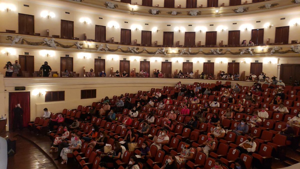 Que retiemble de nuevo el PeonContreras
<a href="/CongresoMP/">Congreso de Mujeres Políticas</a>

En el dia de la ciudadania de las mujeres, estamos reunidas presencial y virtualmente, más de 1600 mujeres, por lo que sin duda, Mérida, Yucatán, volverá a marcar la historia de nosotras y las futuras