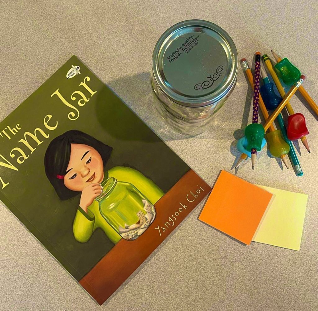 msclark_56's tweet photo. Learning the stories behind #ourname and why it is important to learn it properly using the wonderful text by Yangsook Choi @TVDSBEquity #thenamejar #backtoschoolreadalouds #teacherreads #firstweekofschool https://t.co/OlcEb2lFxq