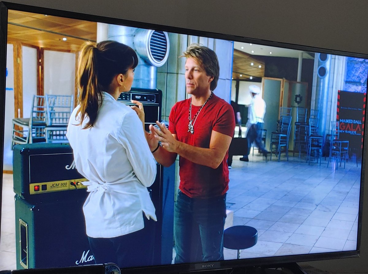 MWIowa2012's tweet image. One of my favorite singer. I also grew up listening.