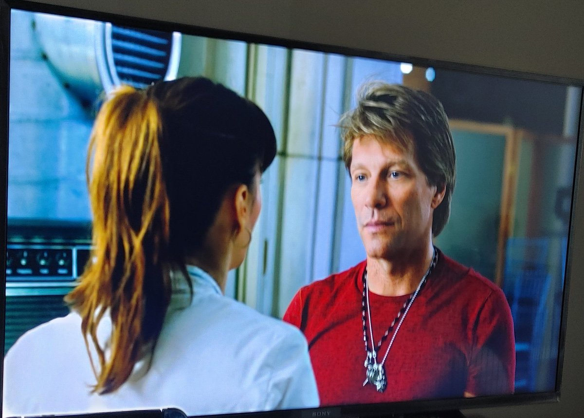 MWIowa2012's tweet image. One of my favorite singer. I also grew up listening.