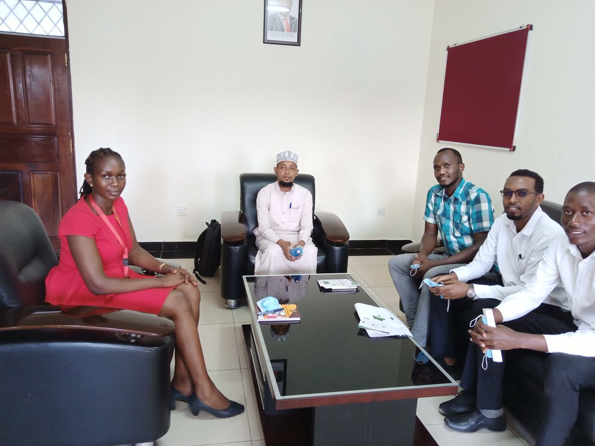 AEDT_Interact's tweet photo. #HudumaMashinani  #MombasaChapter

In a bid to bring on board @Kmtc_official students onto our diploma study loan program, we met with The Principal Mombasa Campus; Discussed the benefits of the 0% interest study loan and potential areas of collaboration
@abdallaumar1 @iofarah https://t.co/lYHa3uwISd