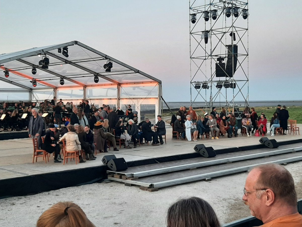 prins_maaike's tweet image. #Wadopera #PeterGrimes op een prachtige avond in het mooiste decor!