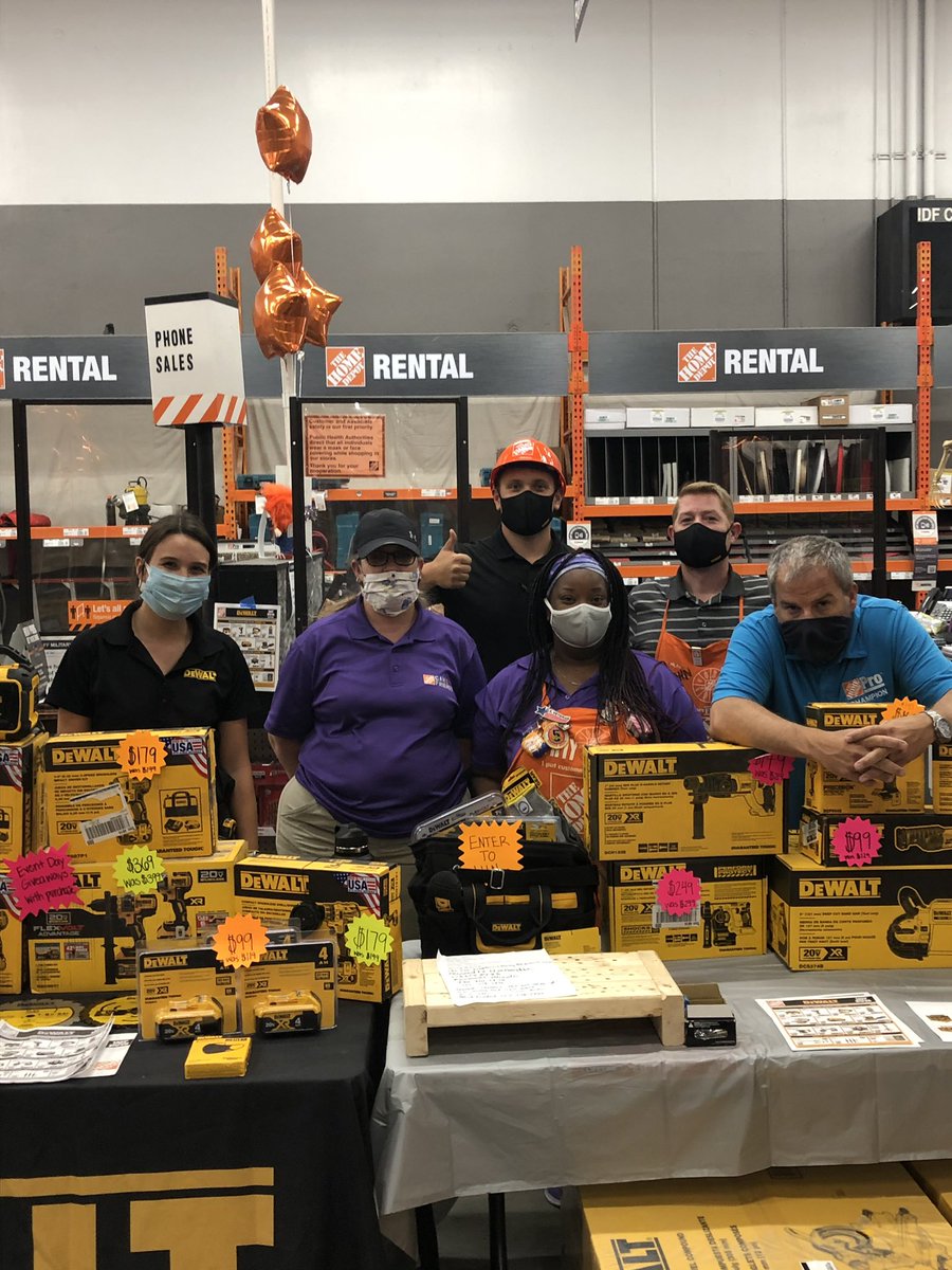 It’s Dewalt day here @ 4614 <a href="/jwilli3000/">Jamie Willis</a>