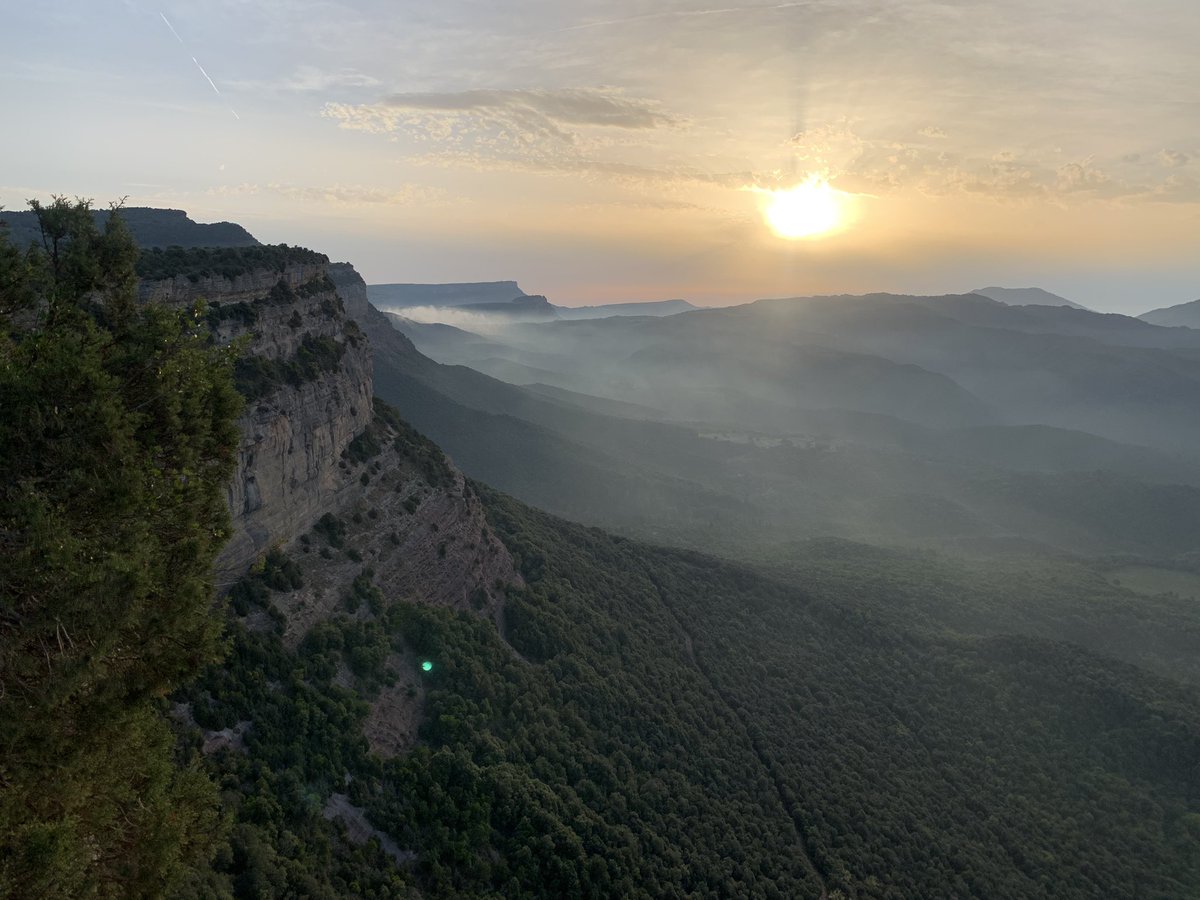 marfauped's tweet photo. #Passejant pels #CinglesdeTavertet #Osona #Catalunya https://t.co/lcxN2IYu0X