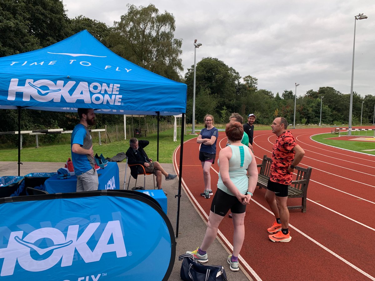 bhamrunproject's tweet image. Throwback to our third track session at the end of August! It was a real pleasure to have @hoka in attendance. 

Our athletes received expert advice on footwear and experienced some of the new models in the HOKA range #TeamBRP