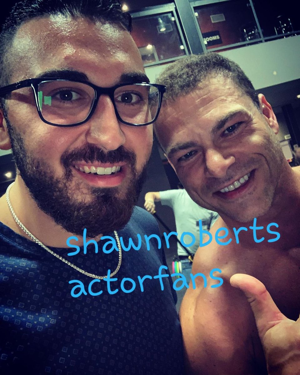 ActorShawn's tweet photo. #shawnroberts https://t.co/SCsceHqDqb