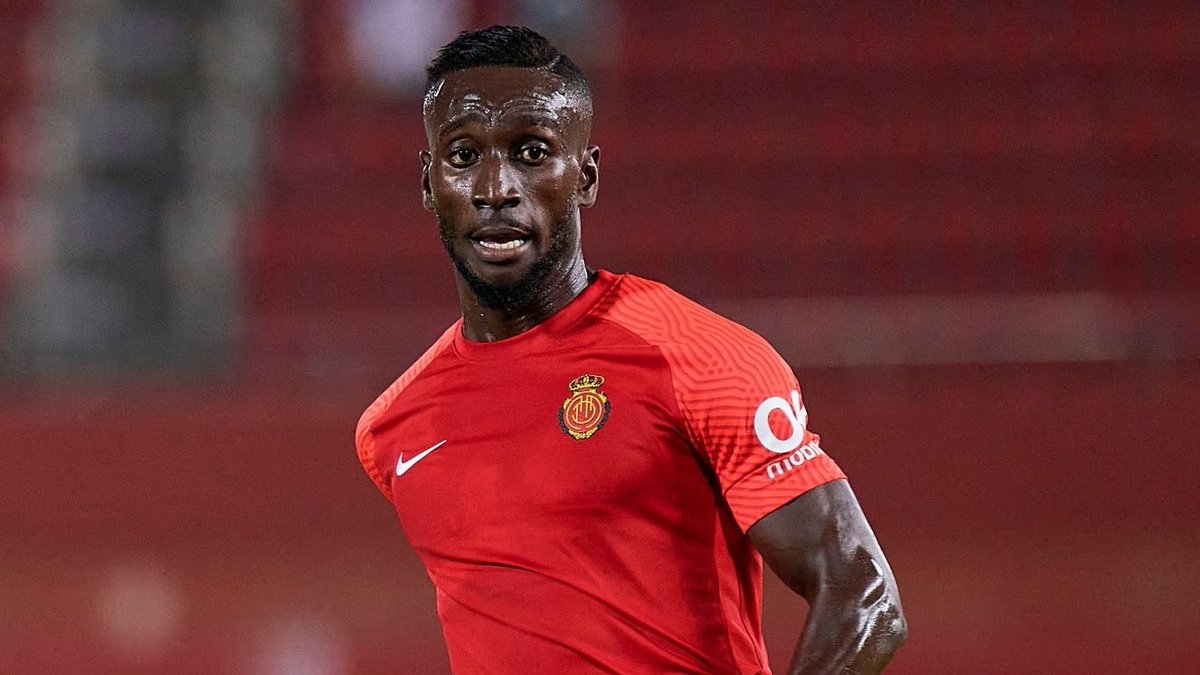 Take Kubo, Fer Niño, Idrissu Baba i Lago Júnior han arribat a l'illa en perfectes condicions dels seus compromisos internacionals i es troben a disposició de LGP per ser alineats dissabte a San Mamés
#RCDMallorca 

Vía <a href="/SebastiaAdrover/">Sebastià Adrover</a>