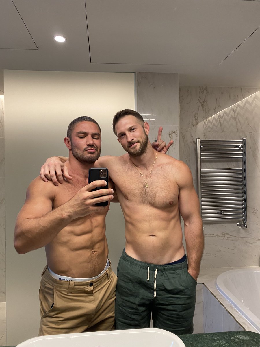 FolandDato's tweet photo. Birthday boy )) @Paulwagnerxxx so Happy to met you finally 😉🥰🥳🥳 https://t.co/hxBUnqksCD