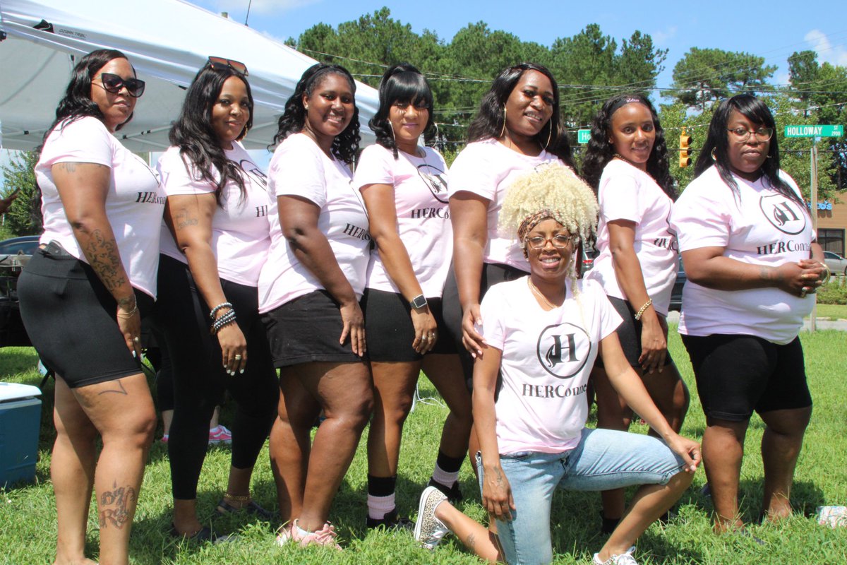 Love to see Black Queens doing something positive and uplifting in the community. <a href="/herconnect_/">HER Connect</a>