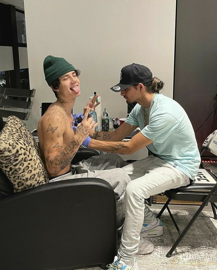 jxdnthinker's tweet image. tattoo boy
– 💌.