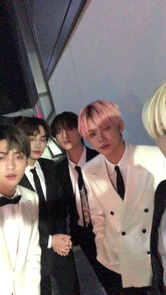 i9kgyu's tweet photo. 144p pero tú eres tomorrow x together https://t.co/5QMOjzQdOm
