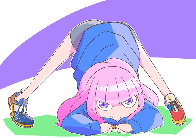 買ったスニーカーを履かせて、ジャックオーのポーズ。 