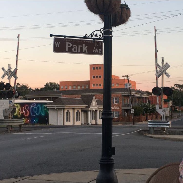 HClouisianatech's tweet photo. our sweet little town of ruston and home of LOUSIANA TECH:))

ps our first interest meeting is tomorrow! message us for more details! 💗 

#hercampus #hclouisianatech #startofschool #louisianatech #collegetown https://t.co/8gMpwubgH6