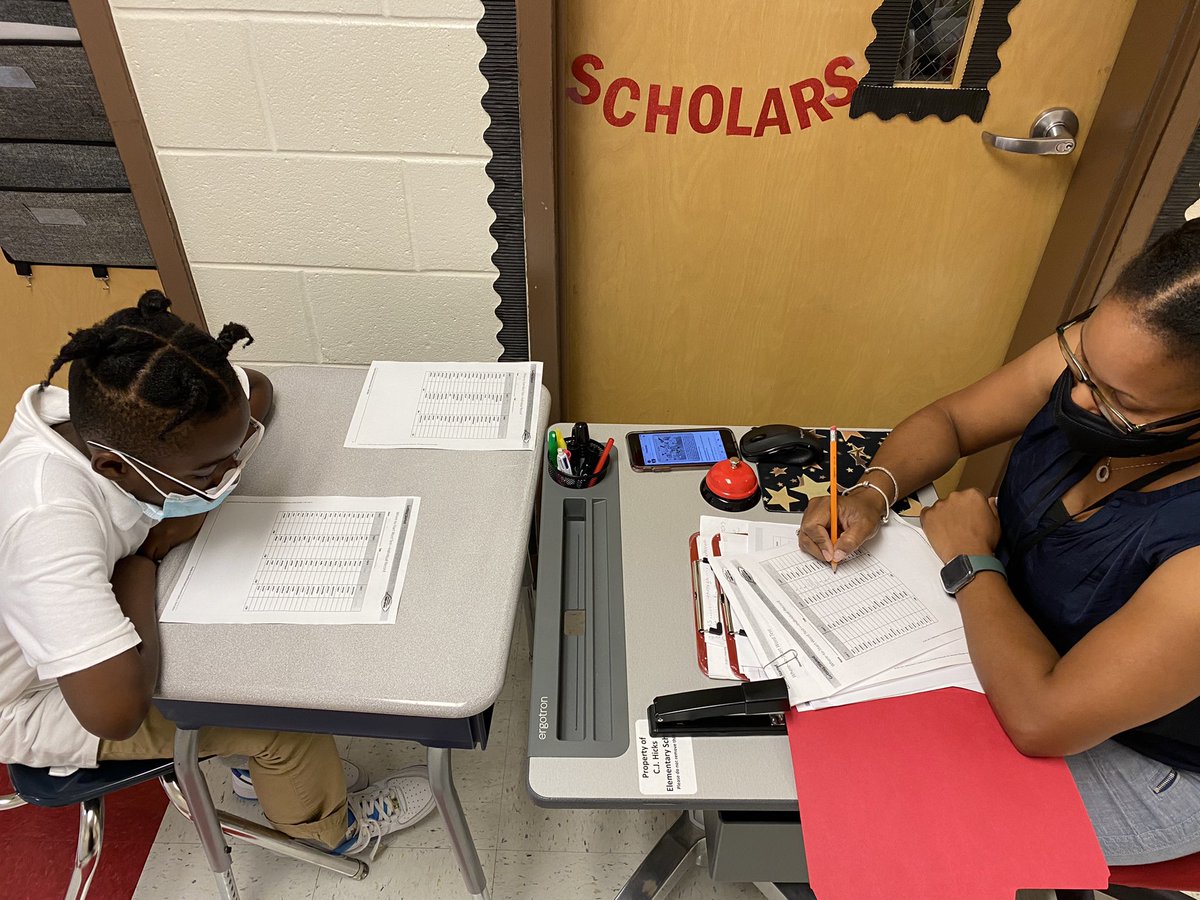 Dr_H0LMES's tweet photo. Our teachers are working hard administering the Benchmark Assessment System! Observing the reading behaviors of each student will allow us to make informed decisions that connect assessment to instruction. 📚🧠#BAS #FountasandPinnell @PrincipalCJHES @CJHicksElem @FountasPinnell https://t.co/DWCp7KtnCI