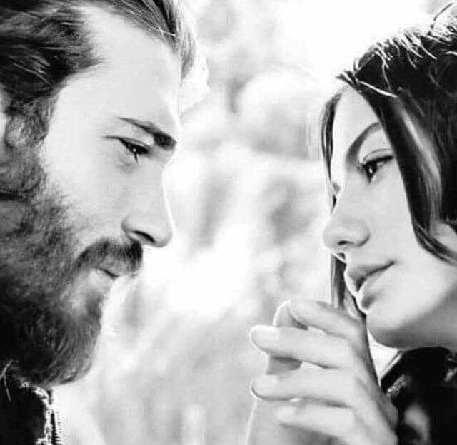 وستبقى أنت أجمل مشاعري.. 
وعلى ذمة قلبي..
الي يوم يبعثون