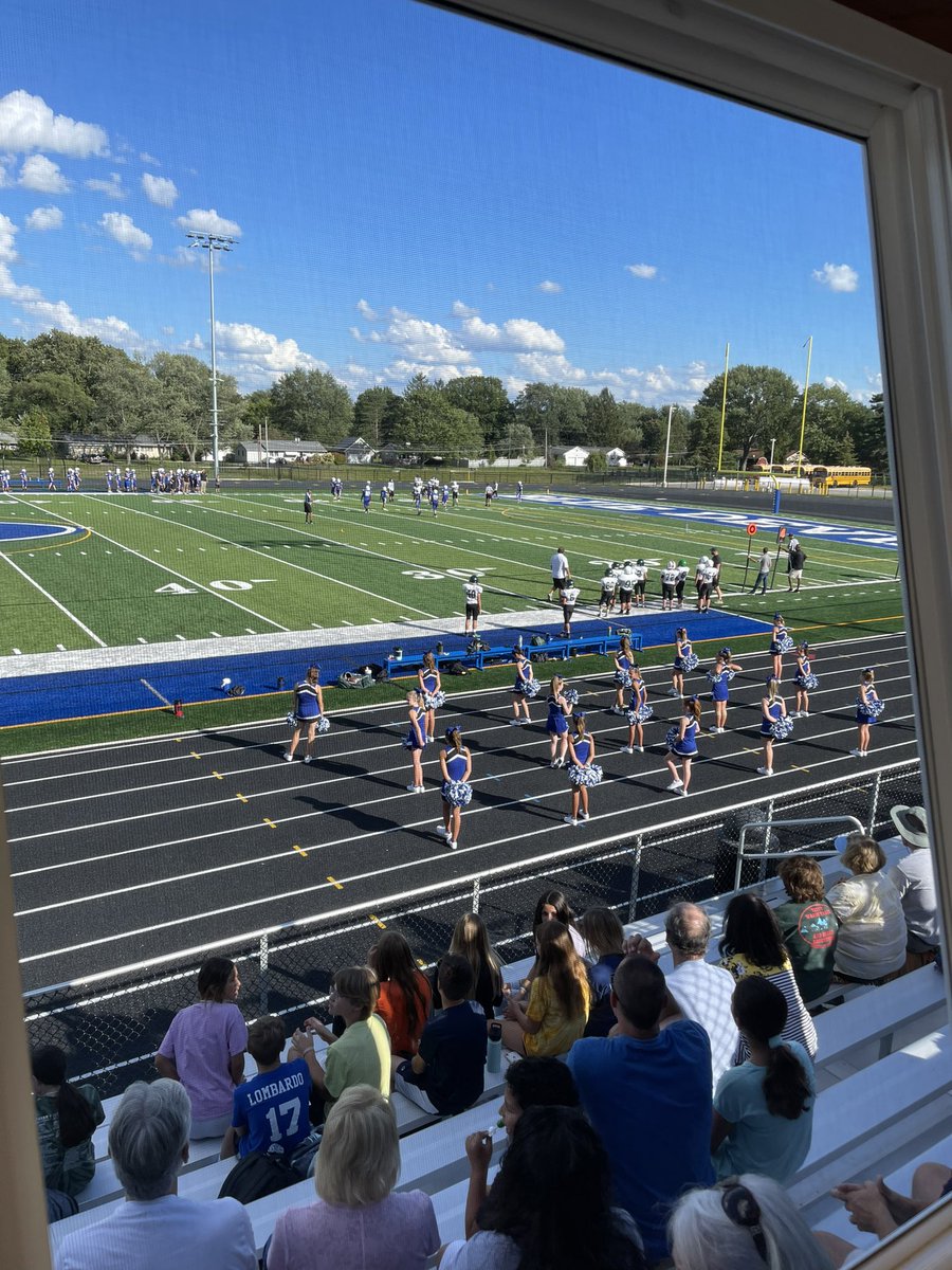 BCSDBrunswickMS's tweet photo. Go BMS Big Blue!  Beautiful night for a big win! https://t.co/R5UkGSpHjG