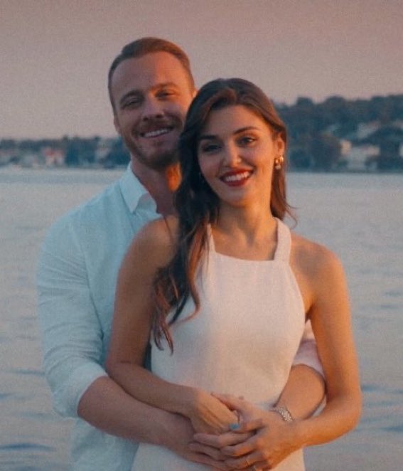 Mischya's tweet photo. Thank you for everything, you ‘ll be always a part of our lives @KeremBursin @HandeErcel https://t.co/5J9SM5gO8P