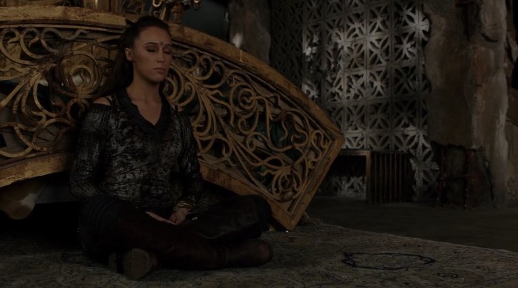 besties drop your lexa headcanons , im curious to know :)