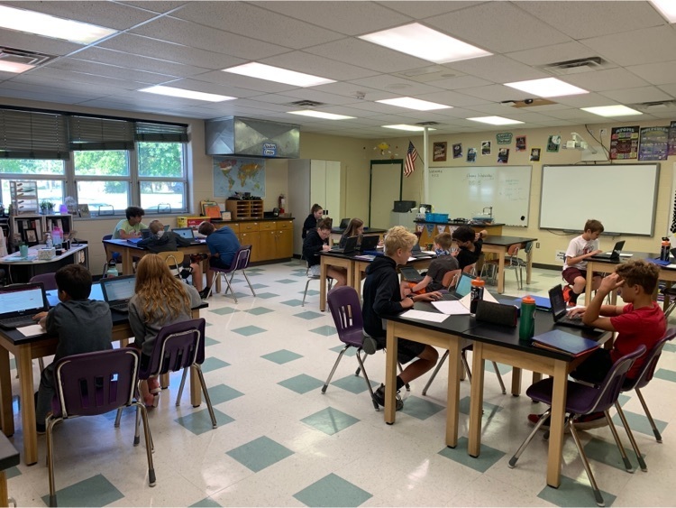 SterlingUSD376's tweet photo. Seventh graders in Mrs. Stacie Lewis’ classroom developing hypotheses around full water bottles with holes in the sides. Results tomorrow after experiment. Stay tuned. #AcceptOrReject #WeAreSterling https://t.co/grzv4tJ8VL