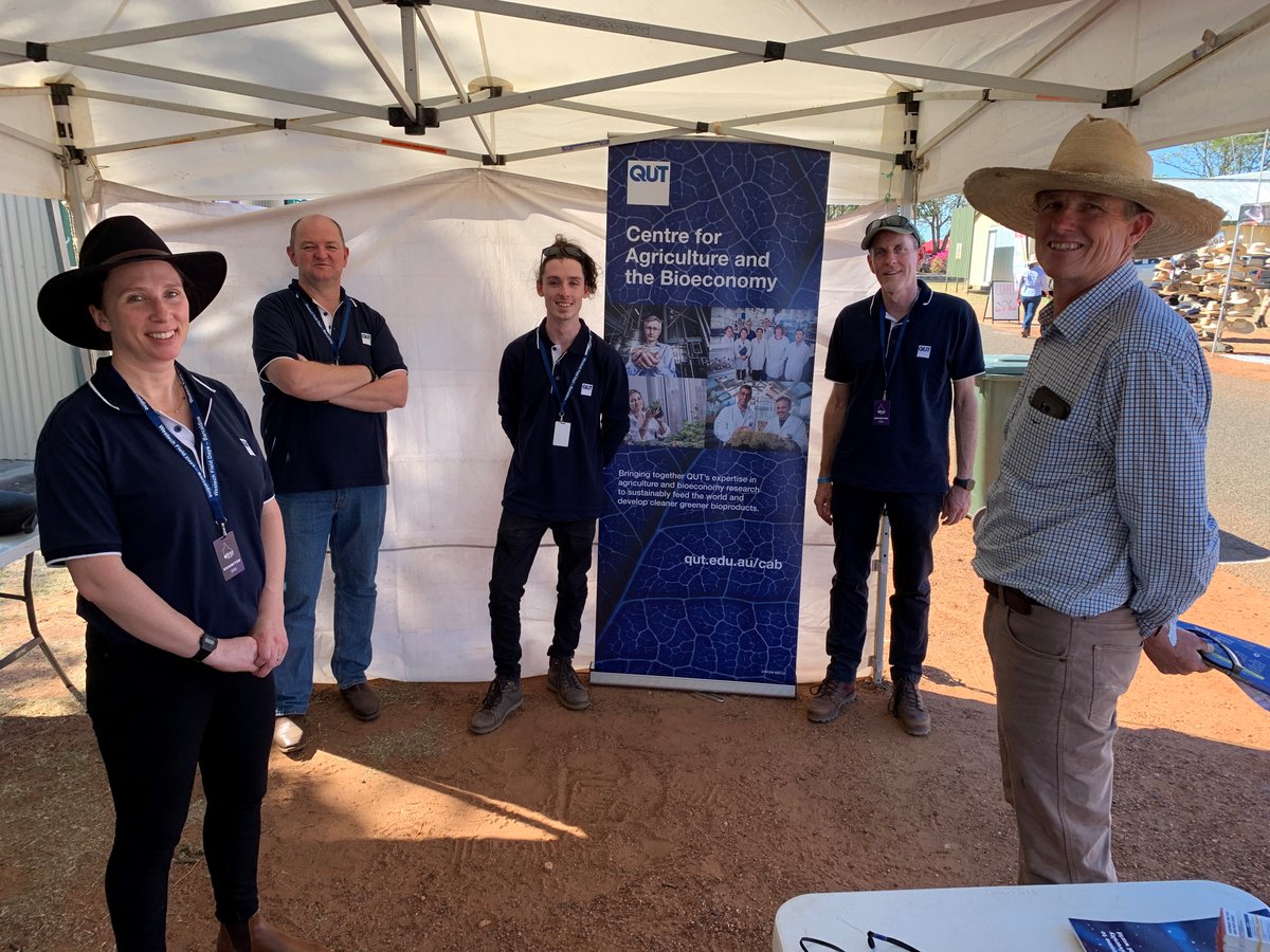Our @QUT team at Barcaldine Westech Field Days enjoyed a visit from local producer David Counsell from Dunblane this week. Engineering, Science, and Creative Industries, Education and Social Justice faculties demonstrating real world connections with regional Qld.