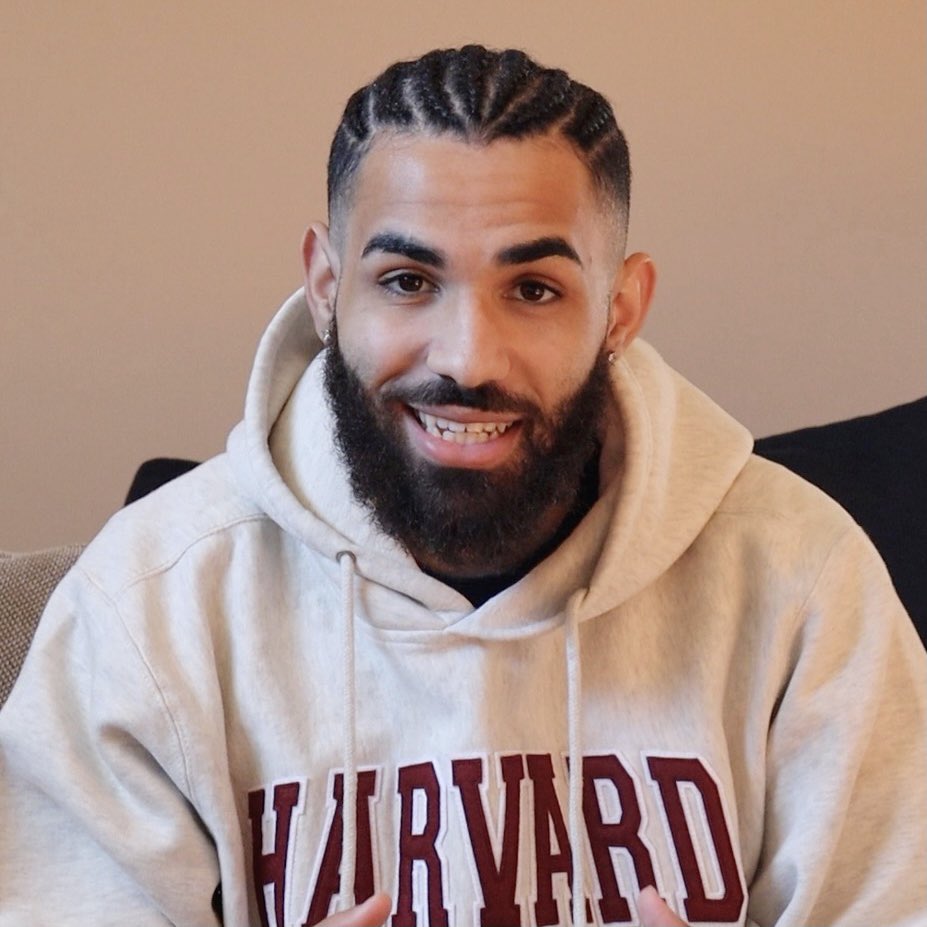 DrakeJohnson's tweet image. Probably won’t bring them back, but the braids were smooth