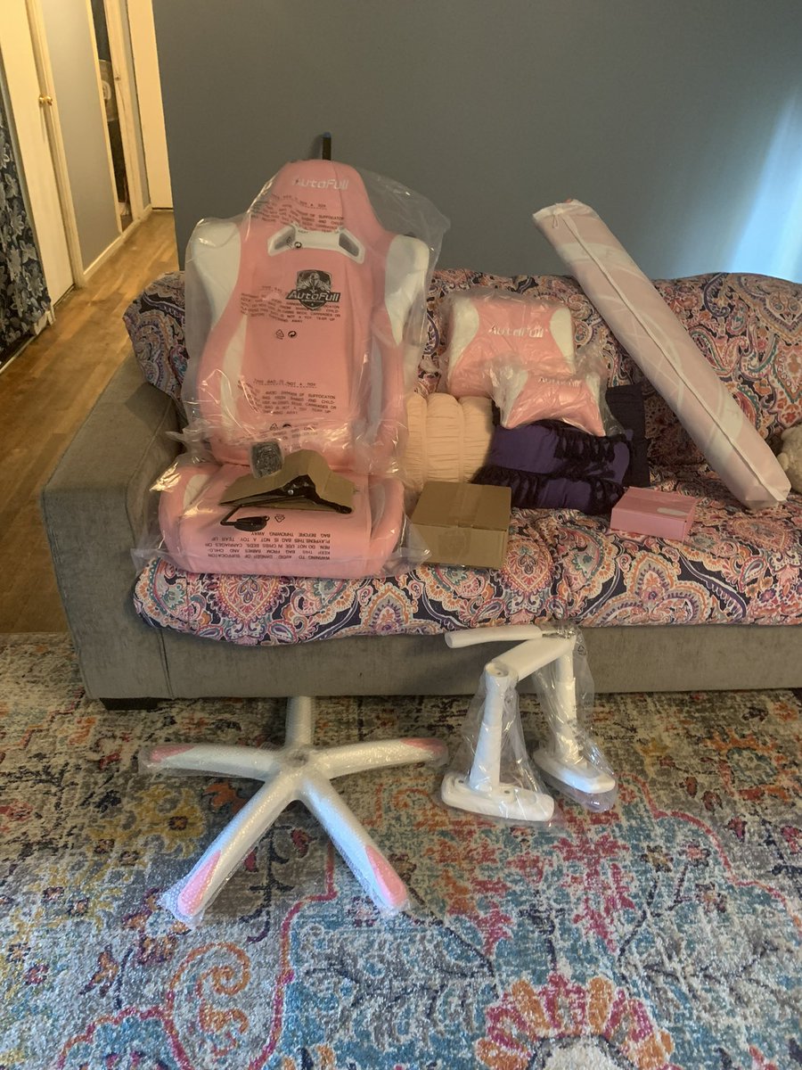 I got my daughter her first real gaming chair today I think she’s gonna love it. 🥰 it’s not put together yet but you can see it so far.
