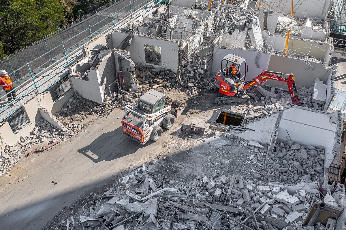 PicMediaAU's tweet image. Recently, we’ve been engaged by a demolition company to take a progress photos and footage of their massive demolition project in Sydney 
#demolition #demolitionsydney #demolitionprojects #demo #construction #constructionproject #demowork #aerialphotography #labourhiresydney