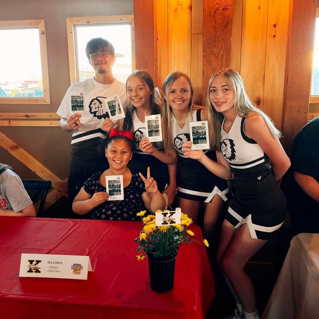 kickapoo_cheer's tweet image. We officially made Ella part of our team tonight. She signed with us. We couldn't be more excited to have her! Thank you @ChampionsTo !