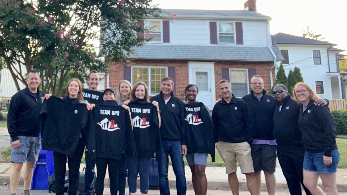 Team <a href="/UPS/">UPS</a> is getting ready to run in honor of all those who gave their lives on 9/11 and in the aftermath. We launch from the Pentagon at 5 a.m. tomorrow on a three-day, 250+ mile run to Ground Zero in NYC. #UPSWillNeverForget #Unstoppable @911PromiseRun