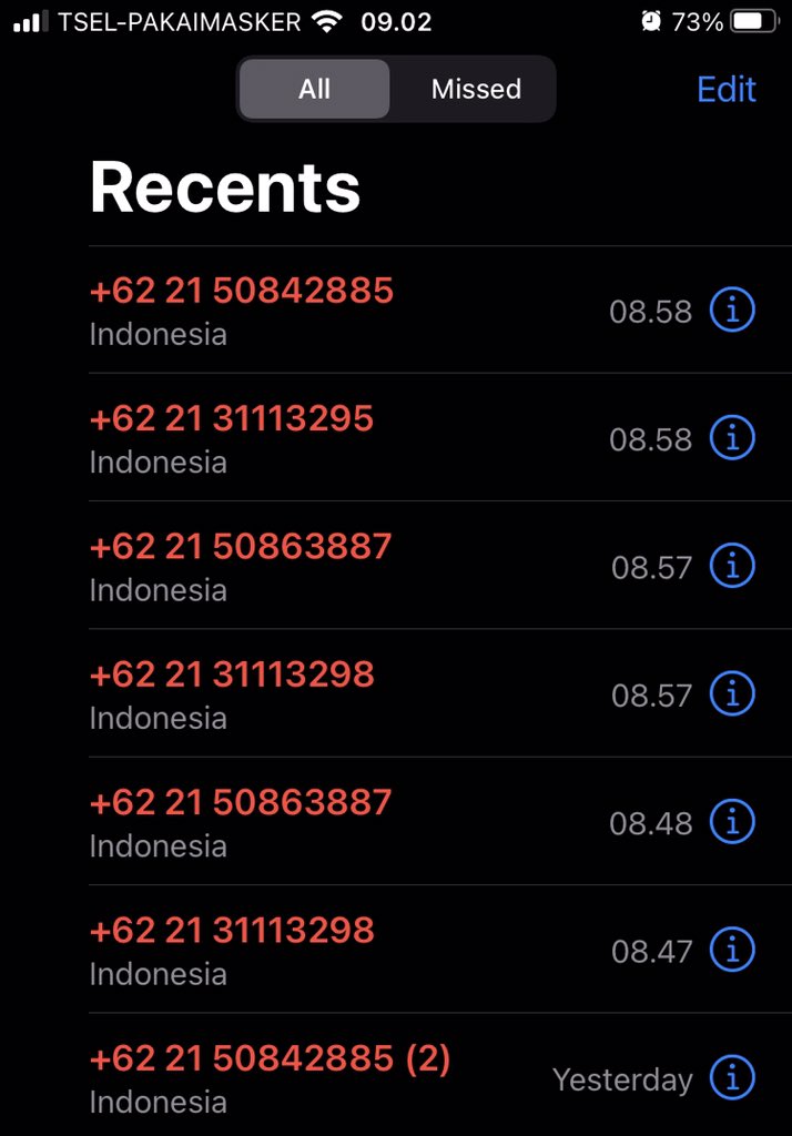 Dear <a href="/CIMBNiaga/">CIMB Niaga</a> nawarin dana extra kok kayak gebetan yang posesif ya? Padahal udah ditolak berulang kali lho. Ganggu banget 😒