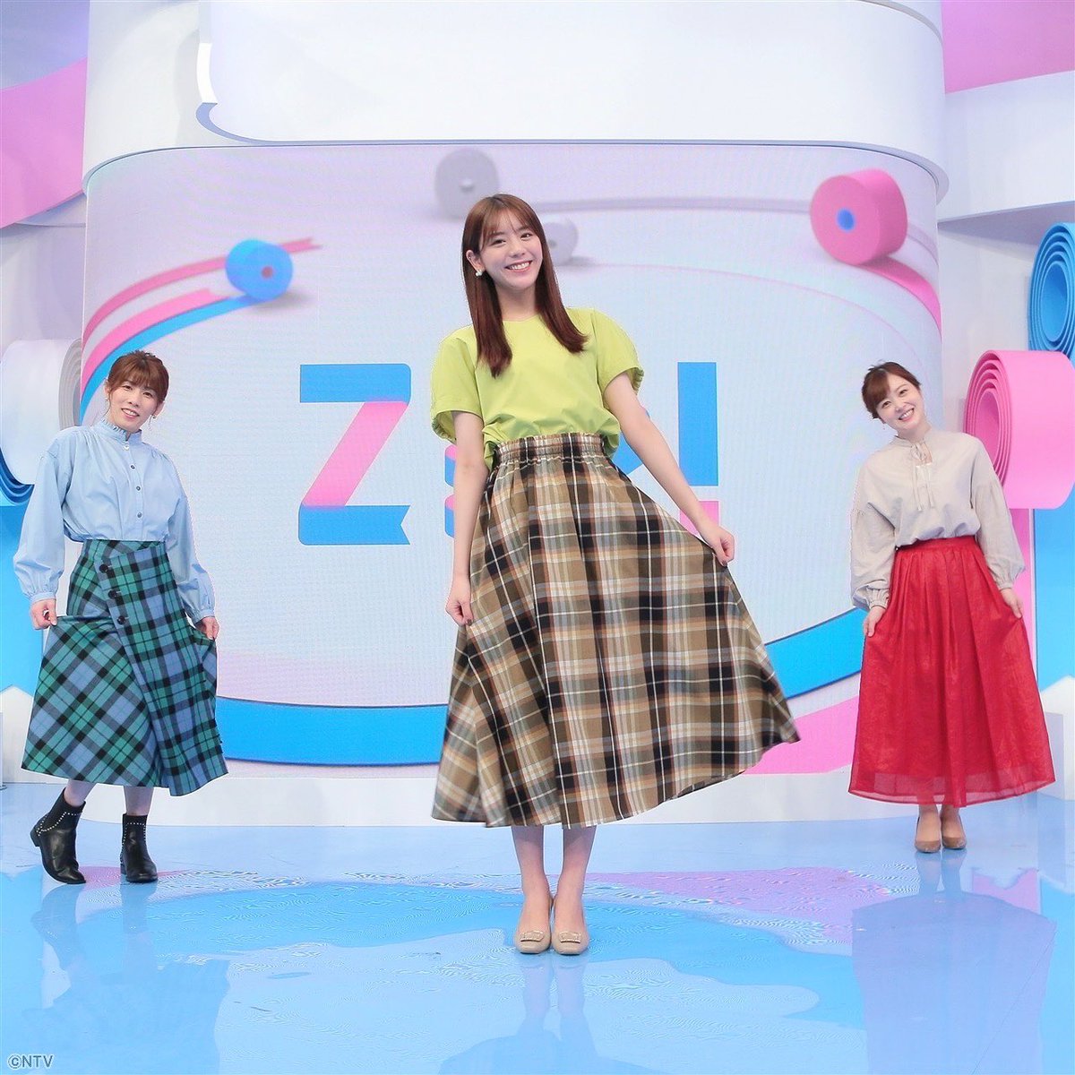 あれ？ スカートの色が… 緑・黄・赤 🟢🟡🔴 信号機みたいだねーって