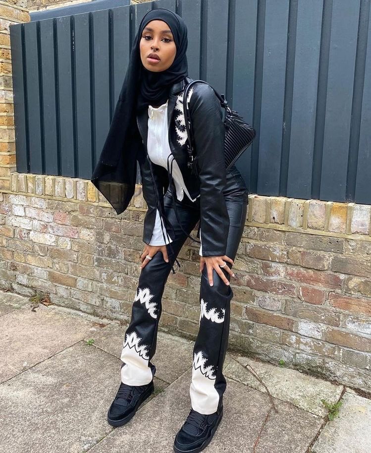 ┌─･｡ﾟ: ∘◦☾◦∘｡ﾟ. ─┐ Hijabi thinspo thread└─･｡ﾟ: ∘◦☾◦∘｡ﾟ. ─┘