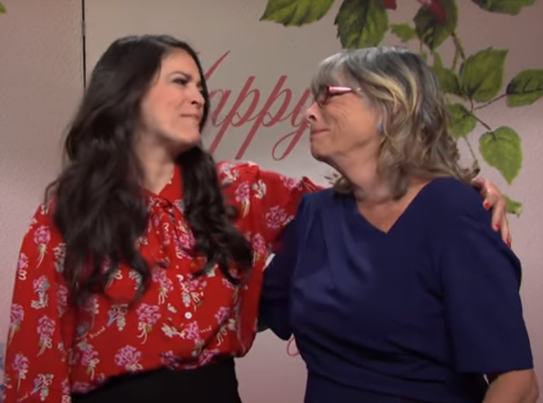 MrHore's tweet photo. Watching #CecilyStrong last night on @nbcsnl is amazing for me to say #ImTooHappy too #HappyMothersDay #MaySecondSunday https://t.co/YzfXTMxN09